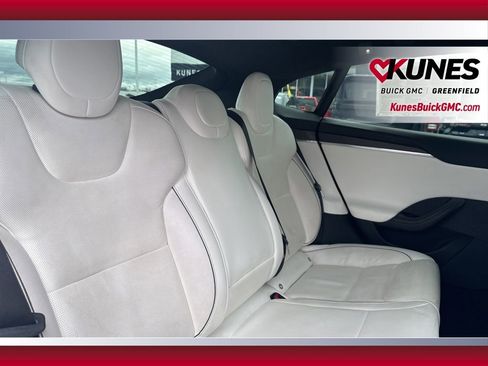 Used 2022 Tesla Model S Plaid image 45