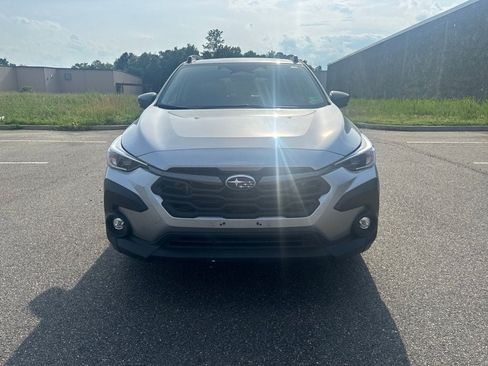 Used 2025 Subaru Crosstrek 2.5i Premium AWD/4WD image 2
