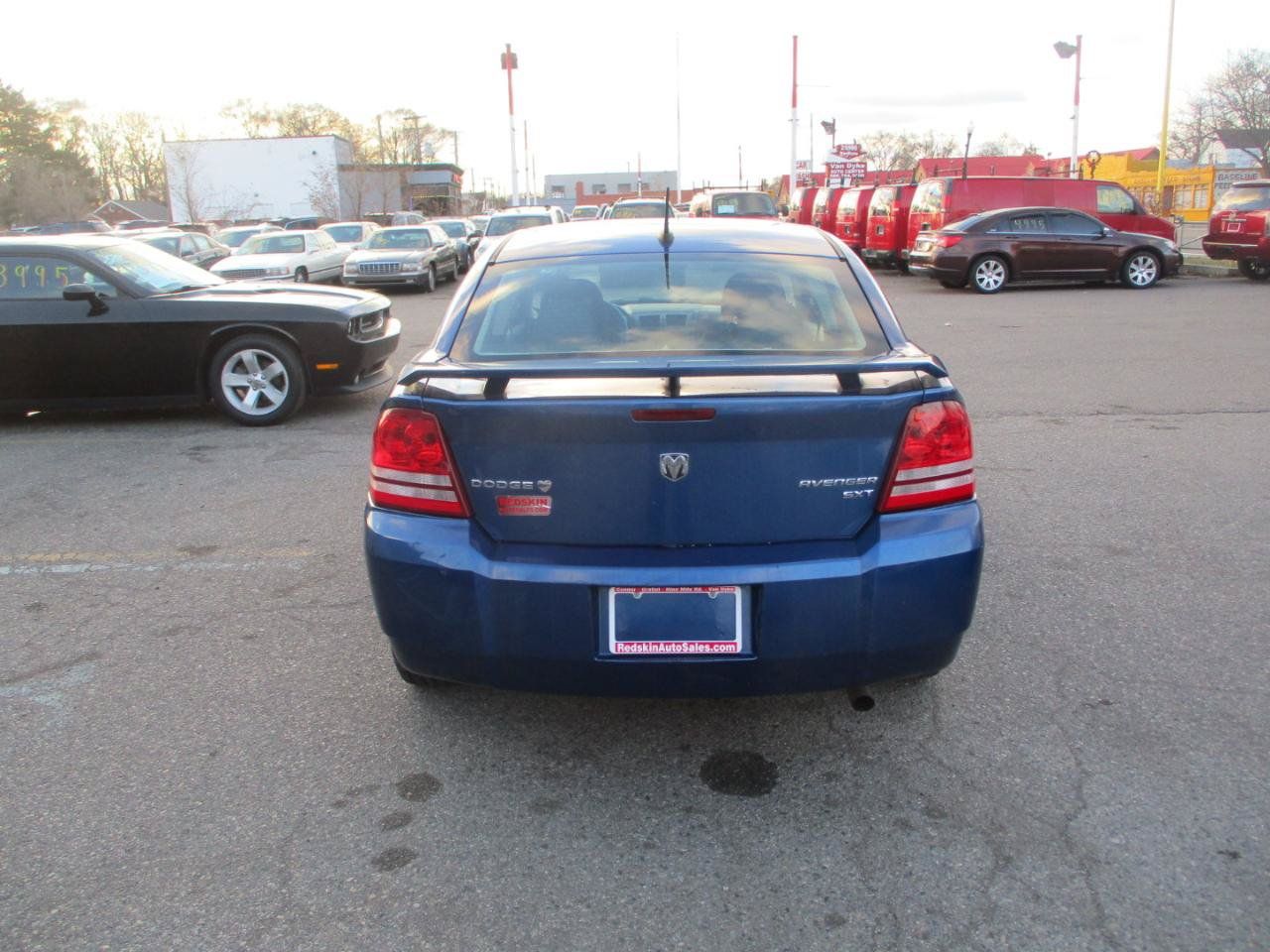 Used 2010 Dodge Avenger SXT w/ Premium Convenience Group FWD image 5