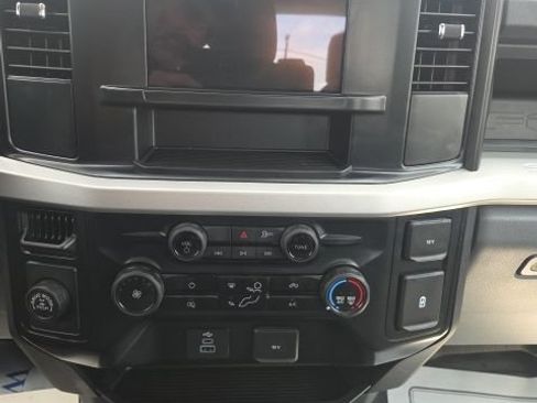 Used 2025 Ford F350 XL w/ XL Chrome Package RWD image 19