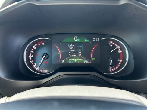 Used 2024 Toyota RAV4 XLE FWD image 38
