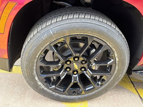 New 2026 Chevrolet Tahoe Premier image 13