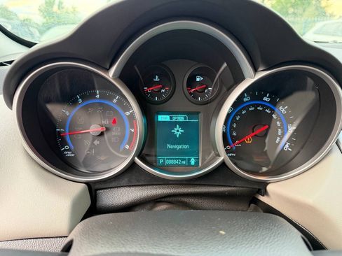 Used 2015 Chevrolet Cruze LS FWD image 22