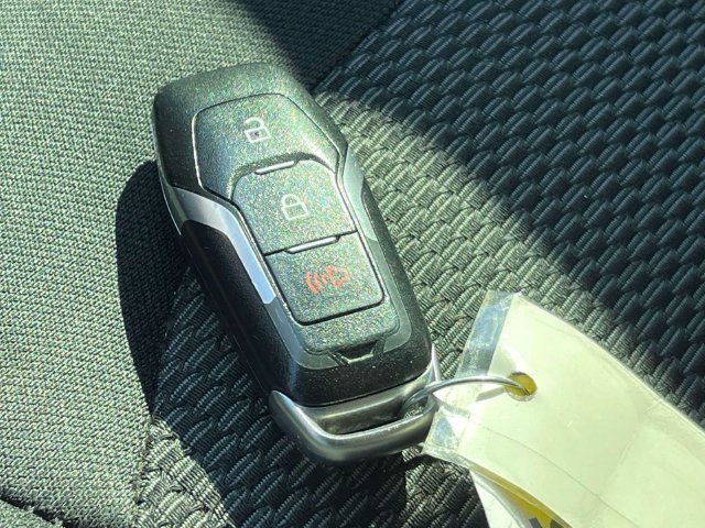 Used 2016 Ford Explorer XLT AWD/4WD image 39