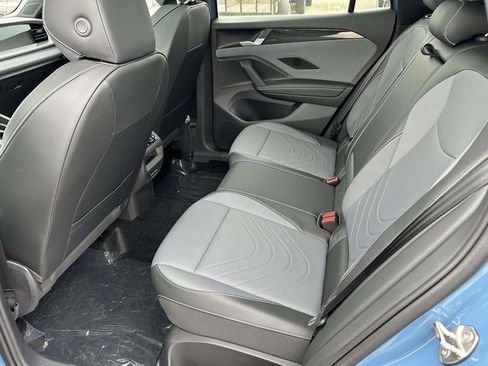 New 2026 Volkswagen Tiguan SE R-Line AWD/4WD image 9