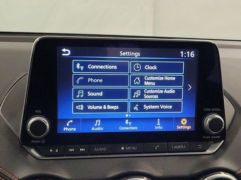 Used 2025 Nissan Sentra SR FWD image 25