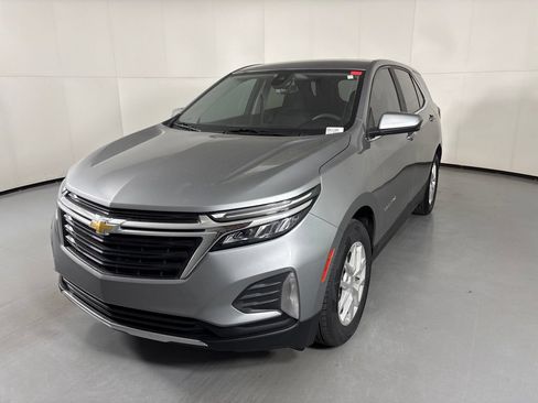 Used 2023 Chevrolet Equinox LT FWD image 4