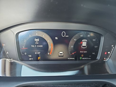 Used 2025 Acura ADX A-Spec image 19