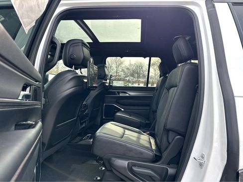 New 2026 Jeep Grand Wagoneer Limited image 12