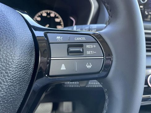 New 2025 Honda Pilot EX-L image 31