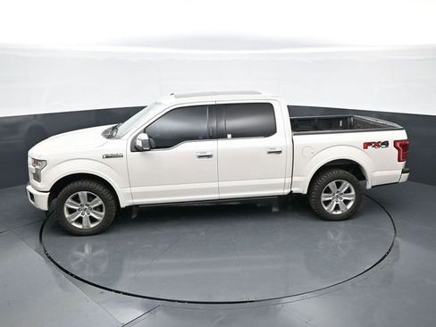 Used 2017 Ford F150 Platinum w/ Equipment Group 701A Luxury AWD/4WD image 14
