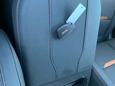 New 2026 GMC Sierra 1500 AT4 w/ Technology Package AWD/4WD image 25