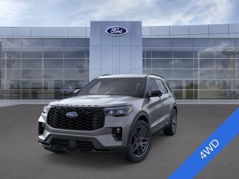 New 2026 Ford Explorer ST-Line w/ ST-Line Street Pack AWD/4WD image 2
