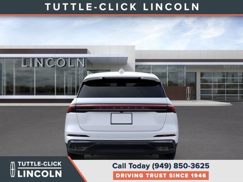New 2026 Lincoln Nautilus Premier w/ Jet Appearance Package image 5