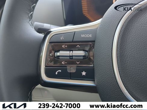 New 2025 Kia Sorento S w/ Panoramic Sunroof Package image 26