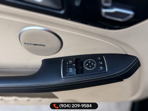 Used 2018 Mercedes-Benz SLC 300 image 16