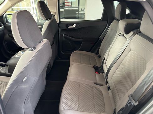 Certified 2020 Ford Escape SE FWD image 24