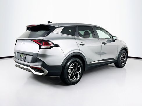 Used 2024 Kia Sportage LX image 9