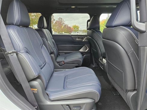 New 2026 INFINITI QX80 SPORT image 31