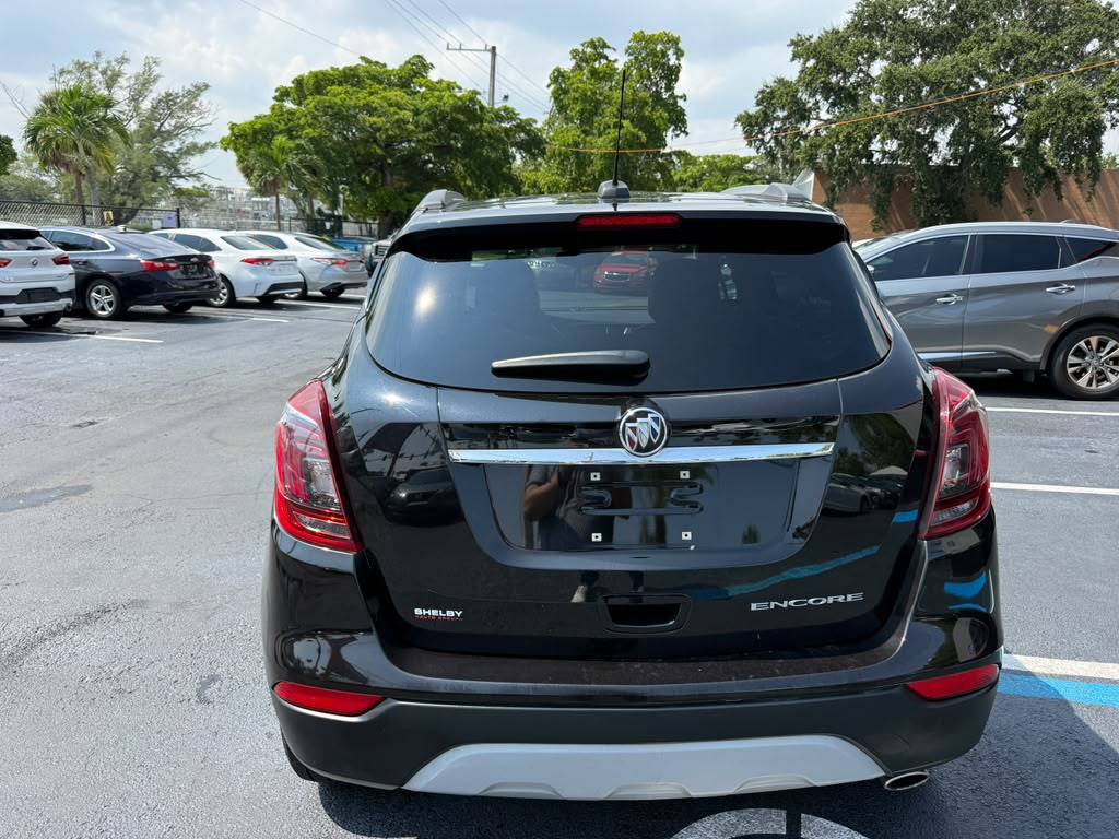 Used 2020 Buick Encore Preferred FWD image 4