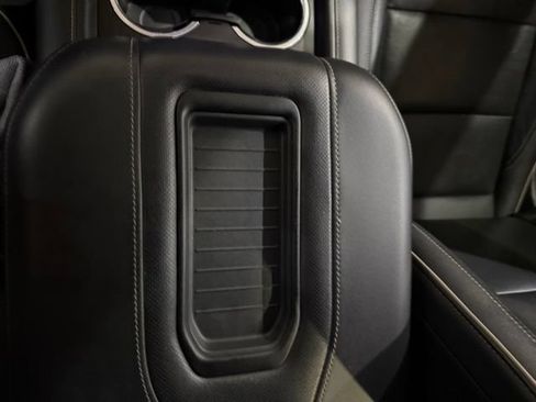 Used 2021 GMC Yukon SLT AWD/4WD image 23