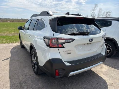 Used 2020 Subaru Outback Touring XT AWD/4WD image 9