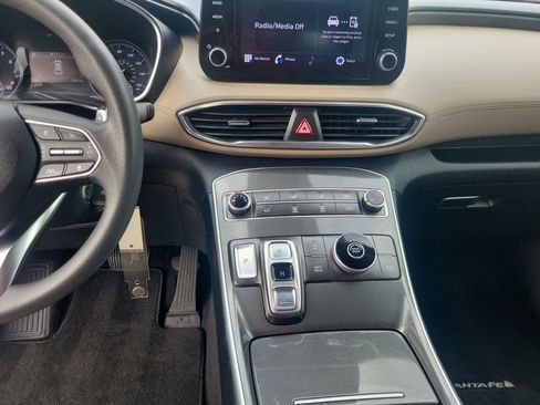Used 2021 Hyundai Santa Fe SE image 20