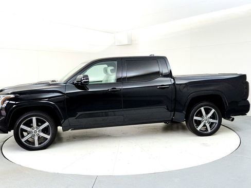 Used 2023 Toyota Tundra Capstone AWD/4WD image 3
