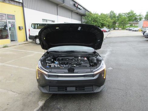 Used 2025 Kia K4 FWD image 30