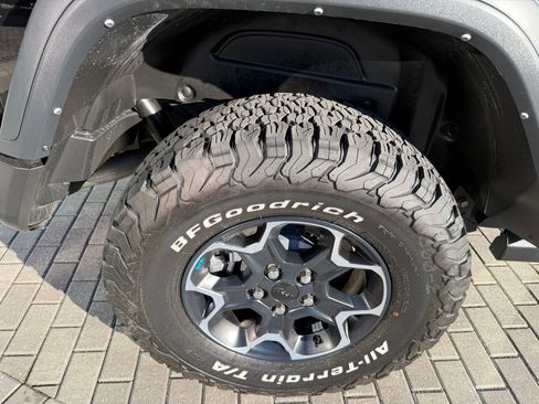 Used 2023 Jeep Wrangler Unlimited Rubicon 4xe image 24