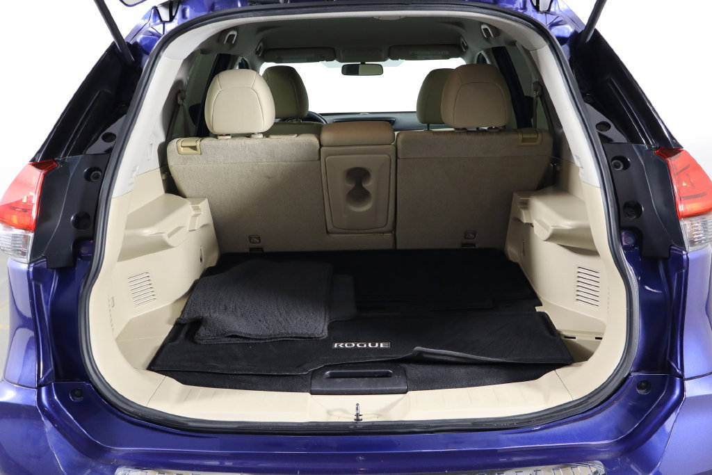 Used 2017 Nissan Rogue S AWD/4WD image 14