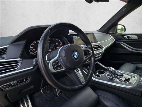 Used 2022 BMW X7 M50i AWD/4WD image 8