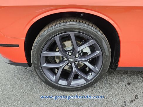Used 2023 Dodge Challenger SXT w/ Blacktop Package image 9
