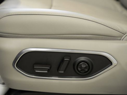 New 2026 Jeep Grand Wagoneer 4WD image 43