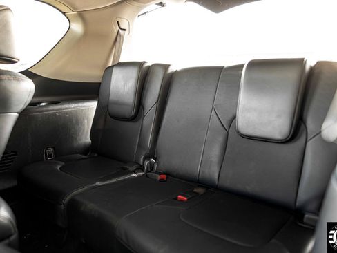 Used 2019 Nissan Armada Platinum w/ Captain's Chairs Package image 38