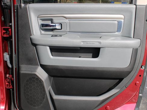 Used 2018 RAM 2500 Big Horn image 49