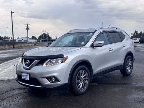 Used 2016 Nissan Rogue SL image 4