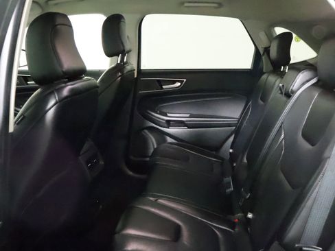 Used 2022 Ford Edge Titanium image 45