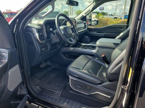 Certified 2024 Ford F250 Lariat w/ Sport Appearance Package AWD/4WD image 16