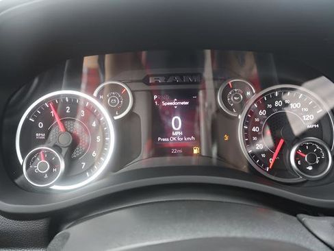 New 2026 RAM 2500 Big Horn AWD/4WD image 18