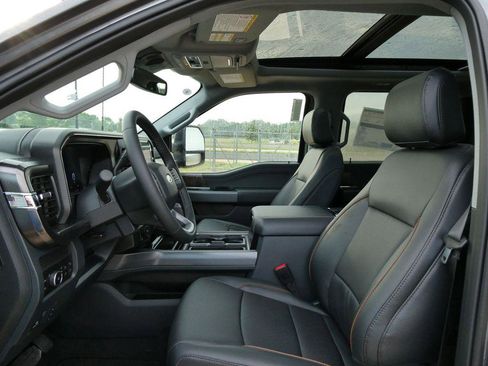 New 2026 Ford F350 Lariat w/ Black Appearance Package AWD/4WD image 17