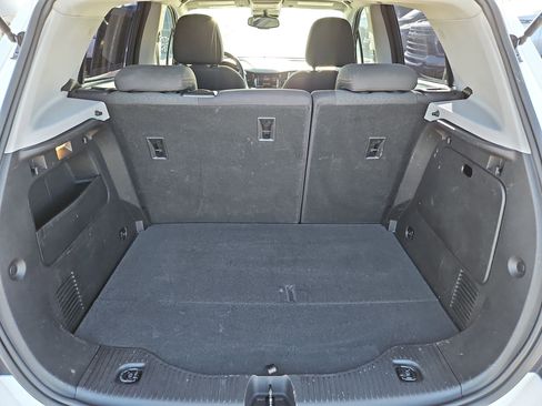 Used 2018 Chevrolet Trax LS image 27