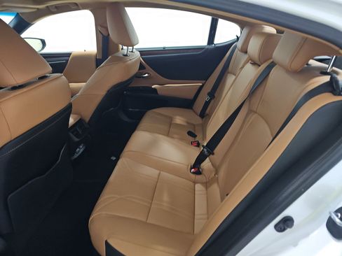 Used 2024 Lexus ES 350 Ultra Luxury image 13