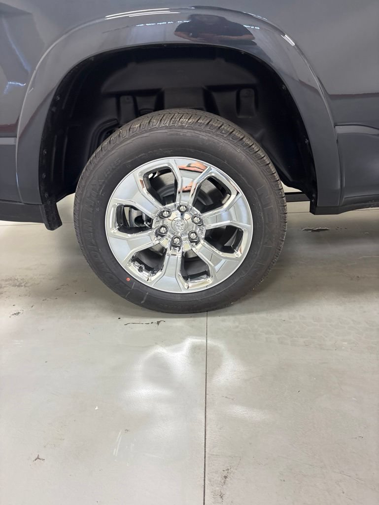 New 2026 RAM 1500 Big Horn AWD/4WD image 32