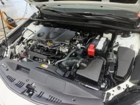 Used 2023 Toyota Camry SE AWD/4WD image 5