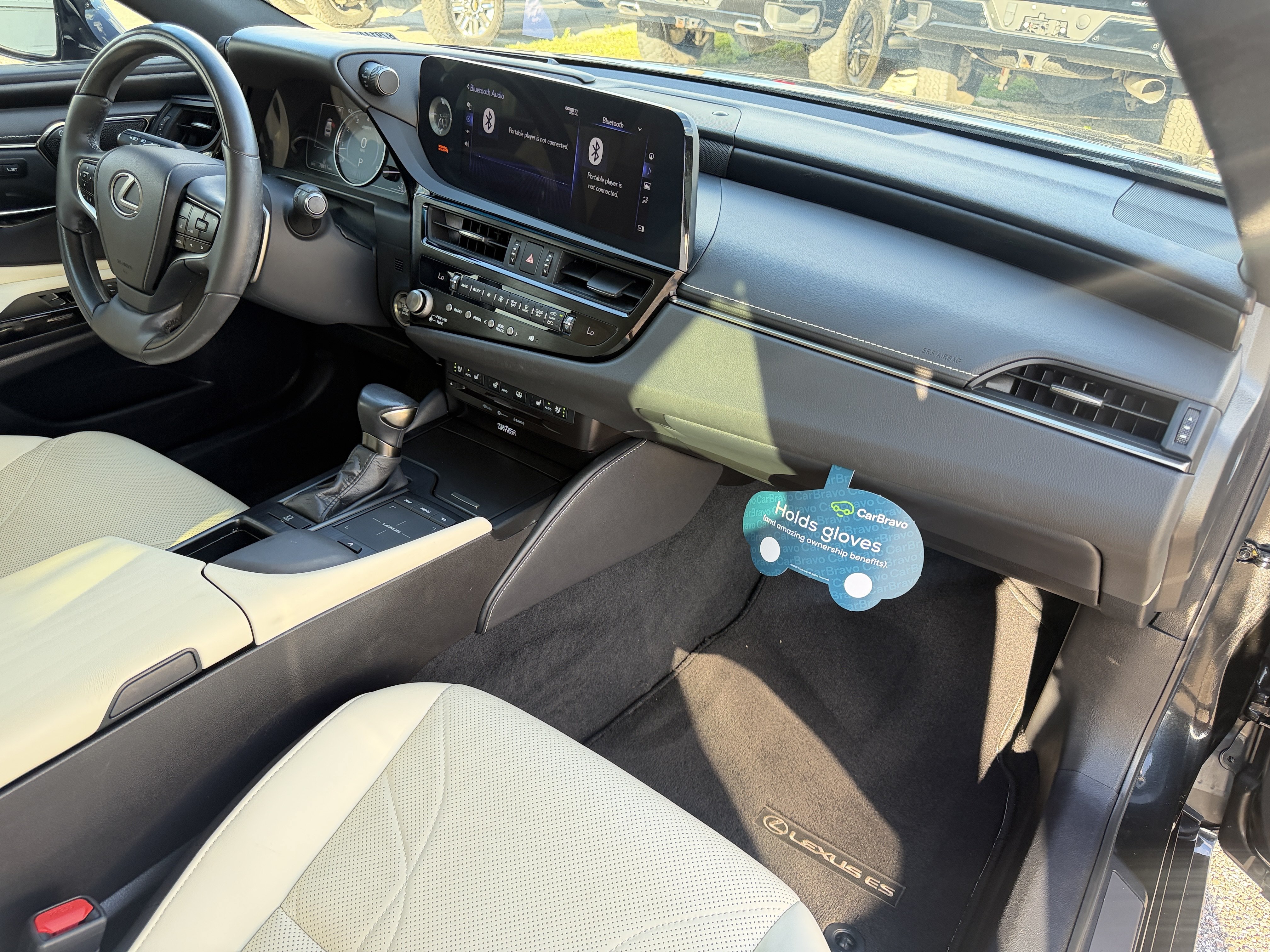 Used 2022 Lexus ES 350 Ultra Luxury w/ Accessory Package 2 FWD image 13