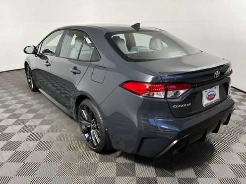 Used 2026 Toyota Corolla SE FWD image 7