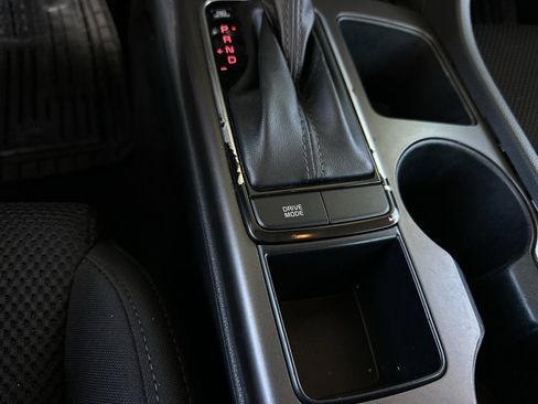 Used 2020 Kia Optima LX image 11
