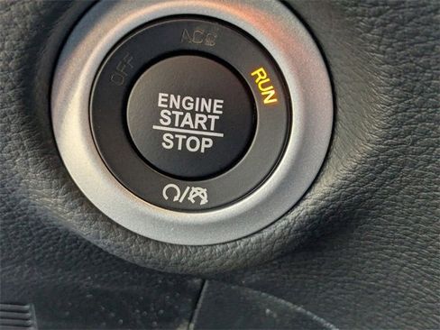 New 2026 Chrysler Pacifica Pinnacle image 23