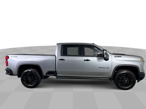 New 2026 Chevrolet Silverado 2500 LTZ w/ Trail Boss Package AWD/4WD image 9